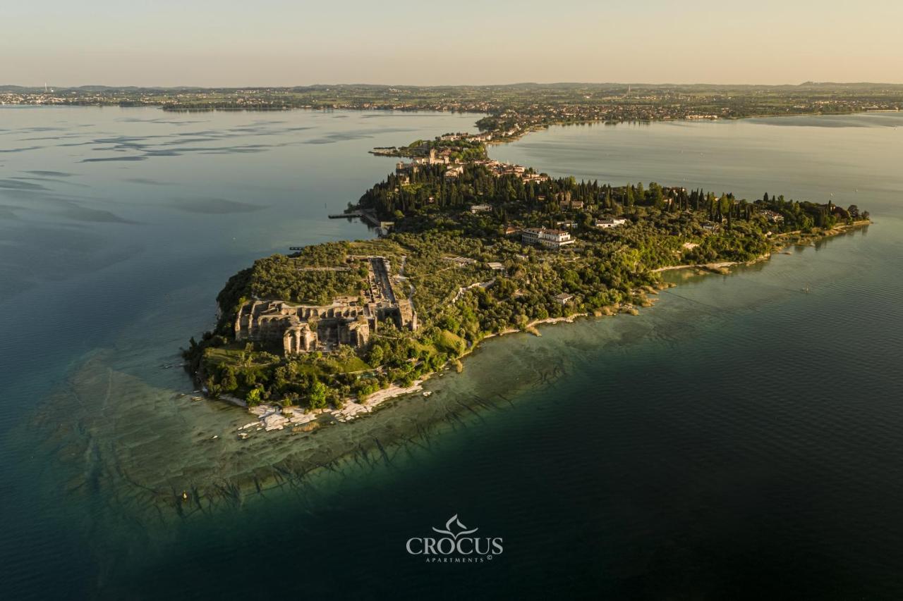 Crocus Apartments Sirmione Exterior foto