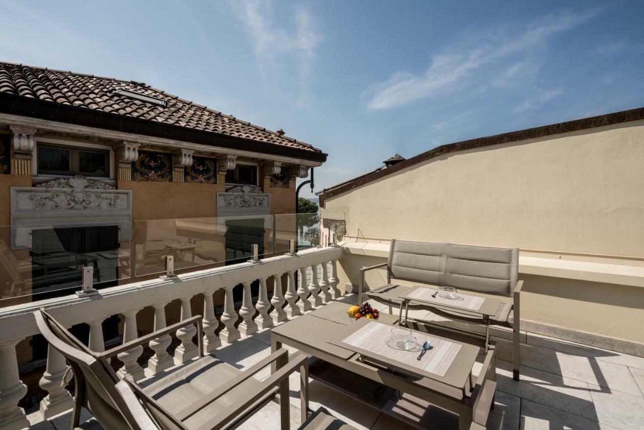 Crocus Apartments Sirmione Exterior foto